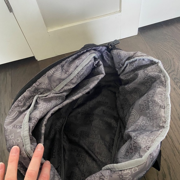 Lole Weekend Getaway Bag - Picture 4 of 8